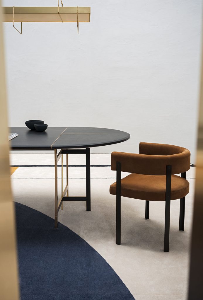 Bax_T-Chair_003-3