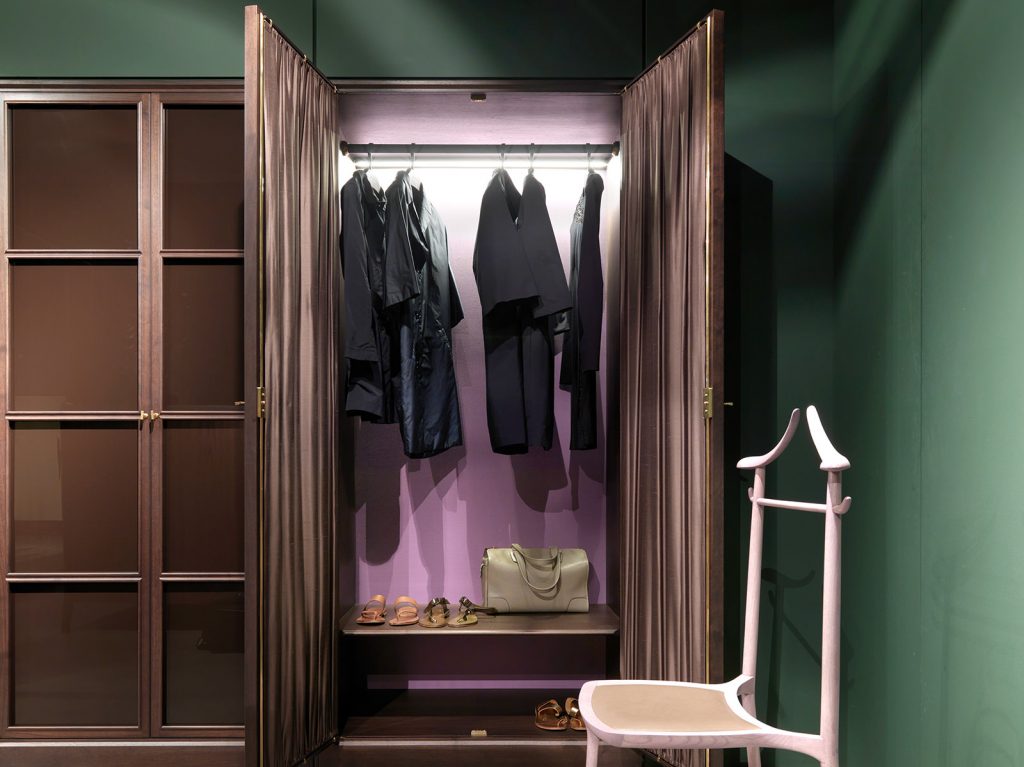Cec_Wardrobe_005
