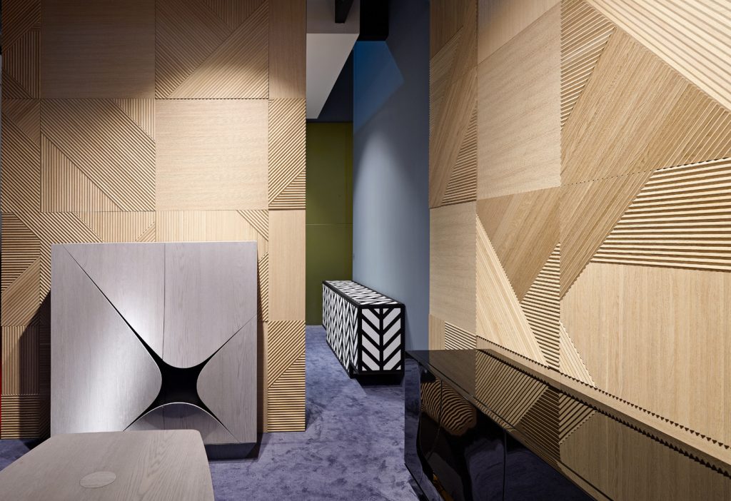 Emm_StripesBoiserie_009