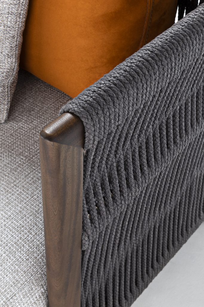 Levante Sofa
