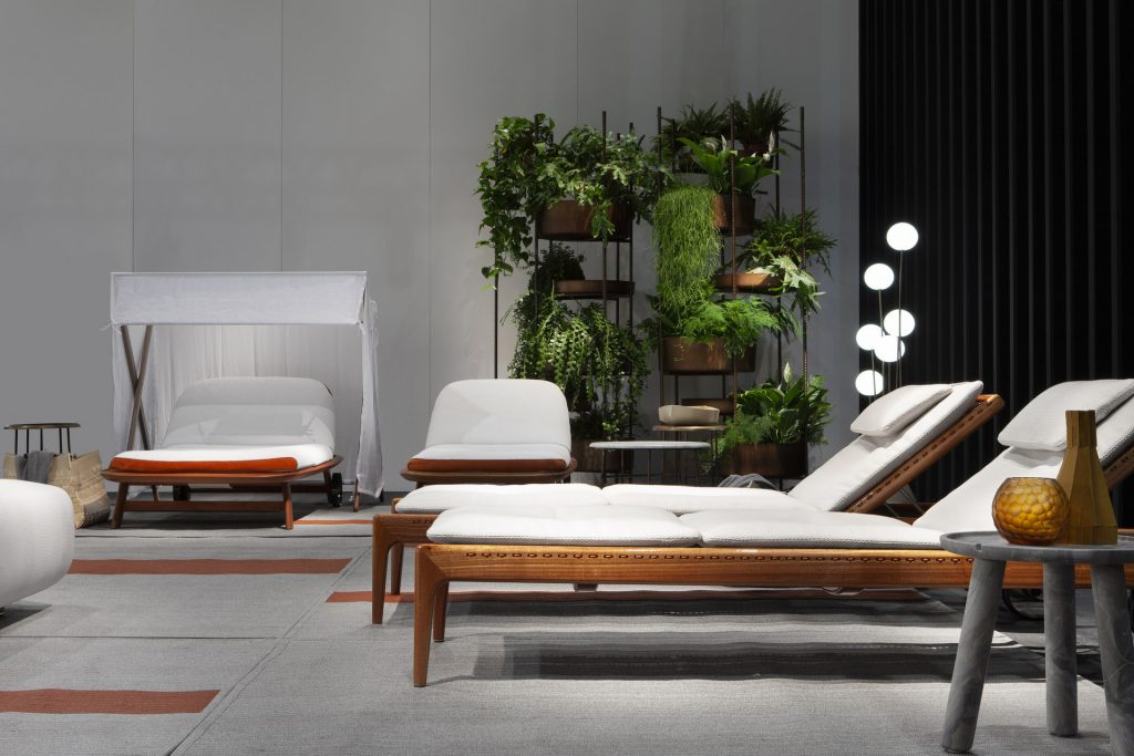 Levante Sun Lounger