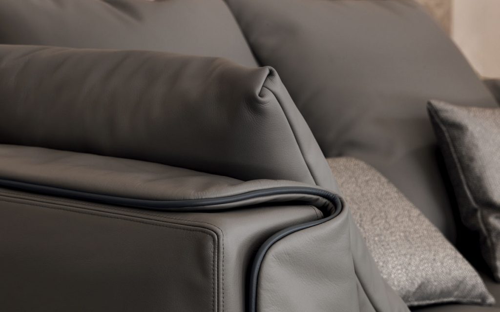 Gentleman Armchair
