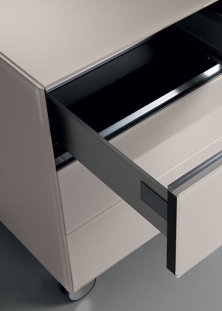 Gal_Air-Drawer-3_004