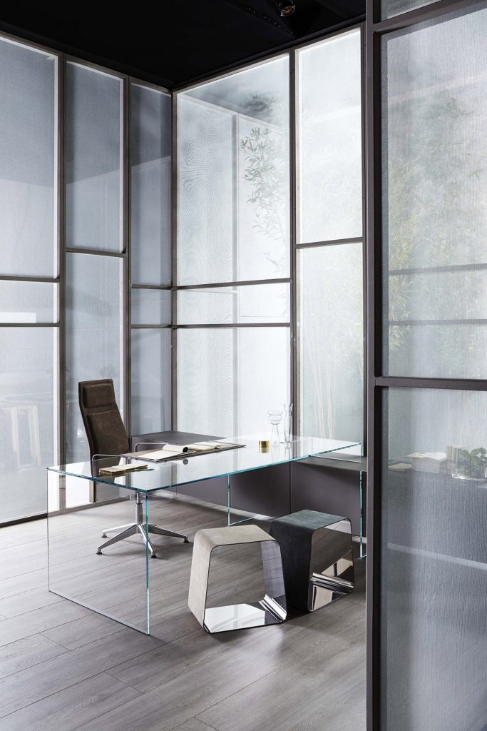 Gal_Office-Air-Desk-1_007
