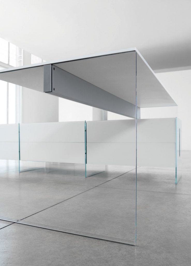 Gal_Office-Air-Desk-1_008