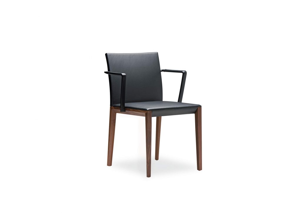 Andoo Chair