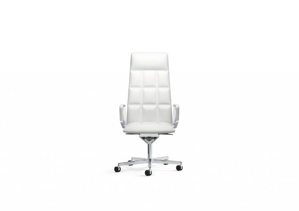 Leadchair Executive