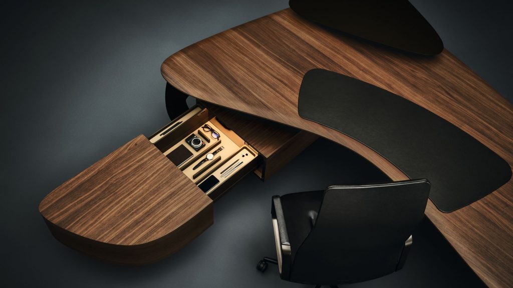 Tama Desk