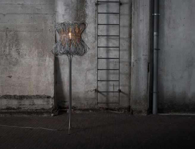 Qua_Cloche-Floorlamp_001_1