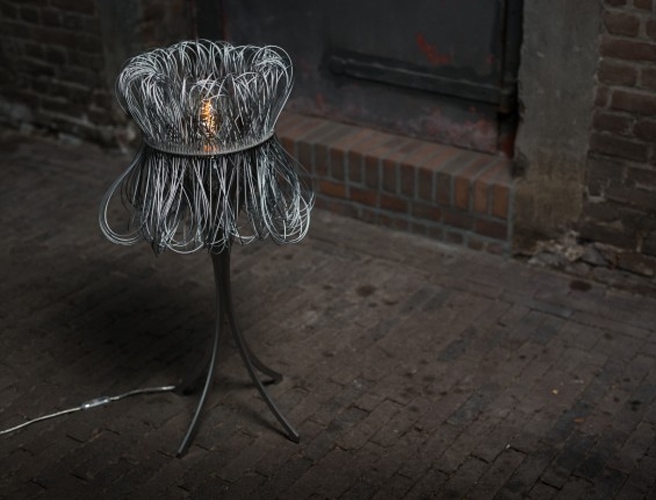 Qua_Cloche-Tablelamp_001_1