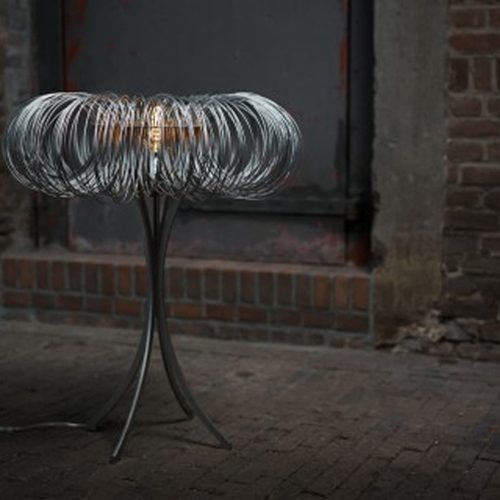 Qua_Roundabout-Tablelamp_001_2