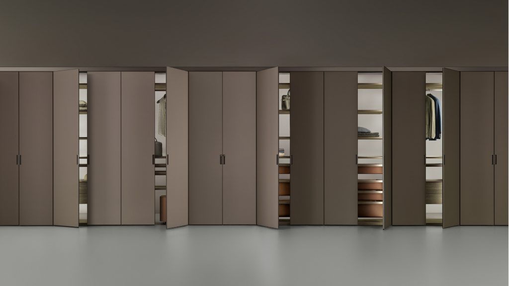 Cover Closet