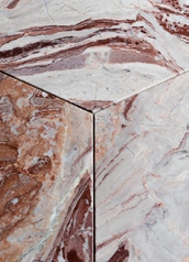 Giotto Table