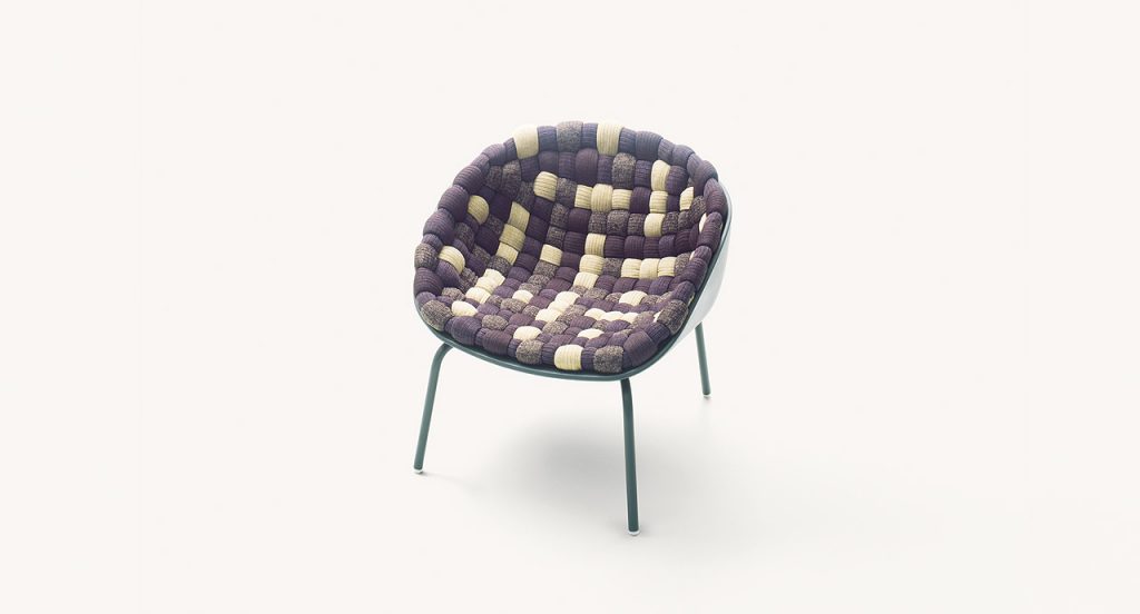 Amable Indoor Chair