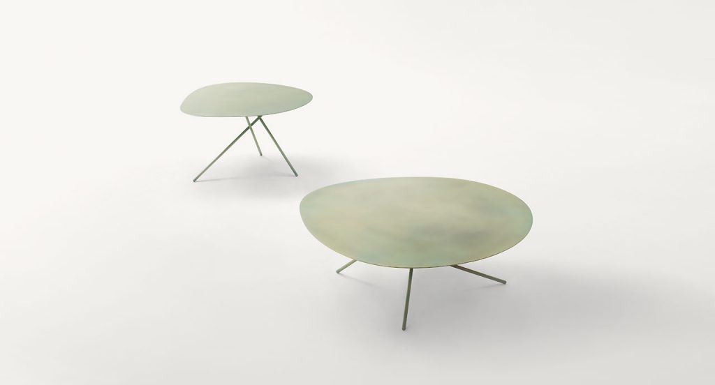 Lever Outdoor Coffee Table