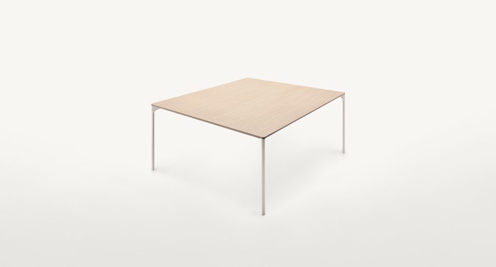 Plano Indoor Dining Table