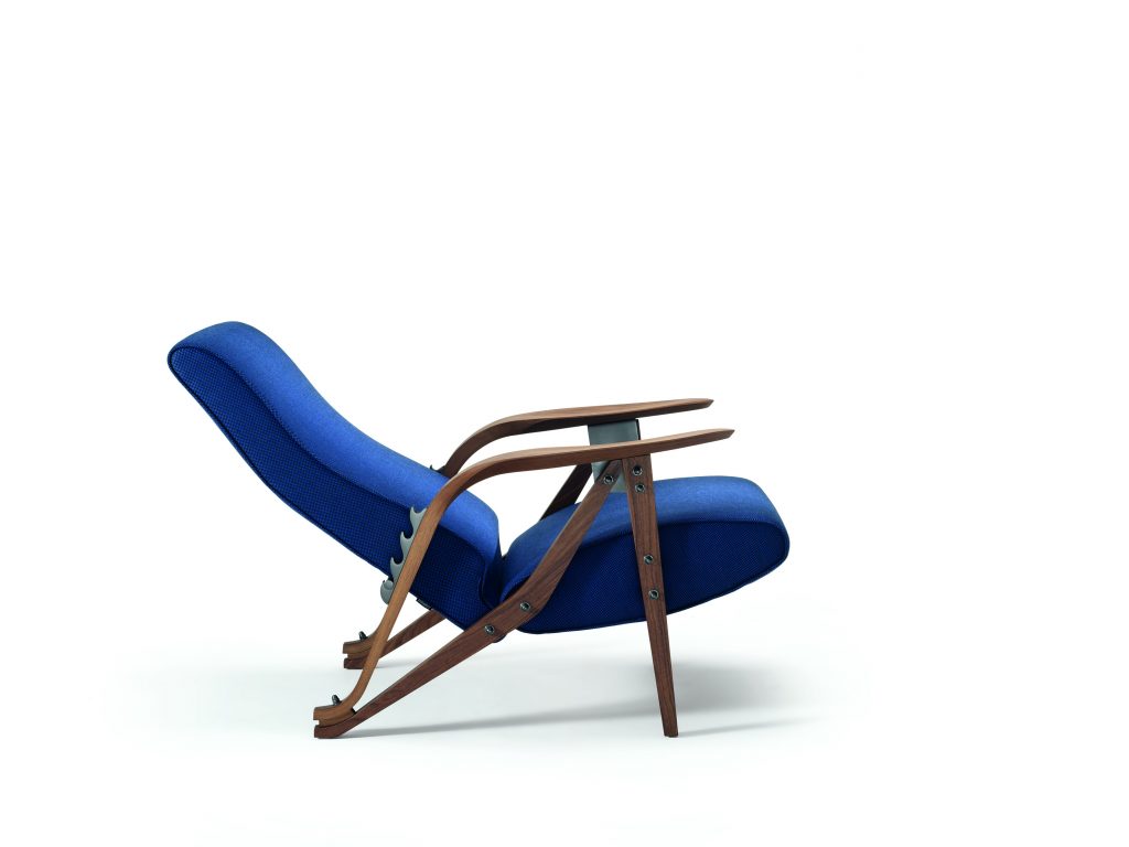 Gilda chair with a wooden frame and a blue upholstered seat and backrest on a white background.