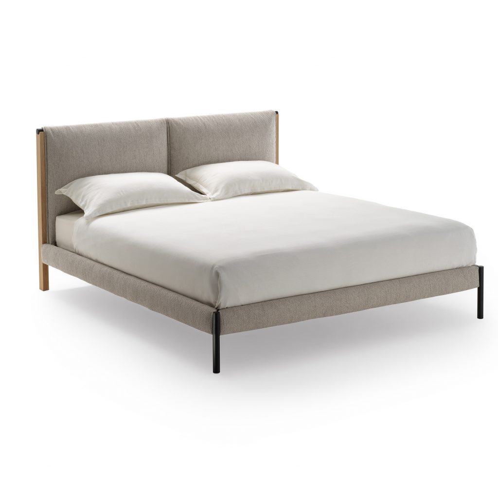 Independent bed made of oak wood base upholstered in polyurethane in a gray tone on a white background