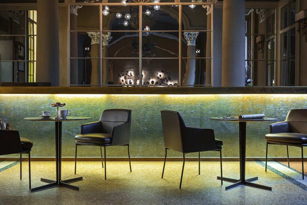 Montevideo Chair