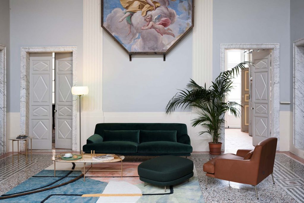 Montevideo Armchair