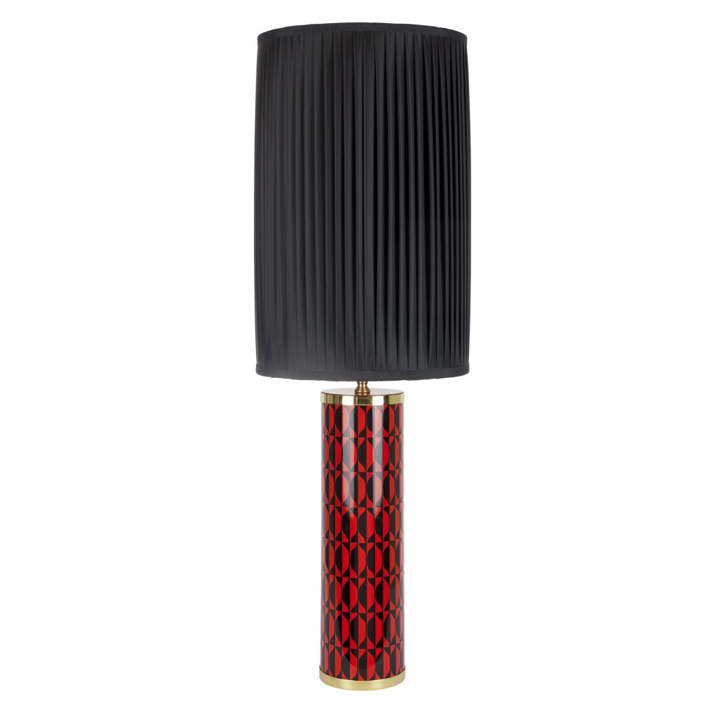 Losanghe Cylindrical Lamp with black lamp shade in front of a white background