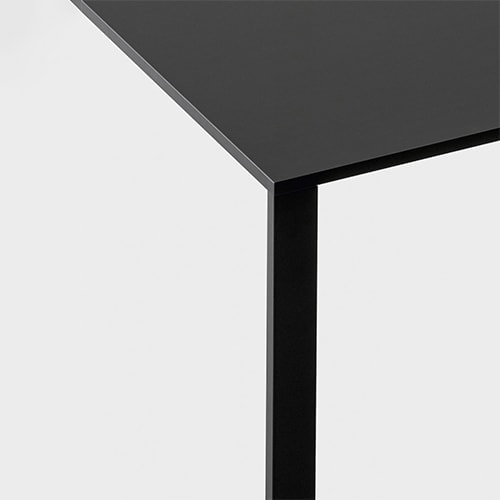 table made in a rectangular shape with a lacquered wooden base in a black tone on a white background