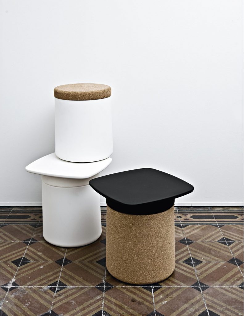 three tables with internal drawers made of polypropylene base in shades of black with white beige and balance with beige finishes