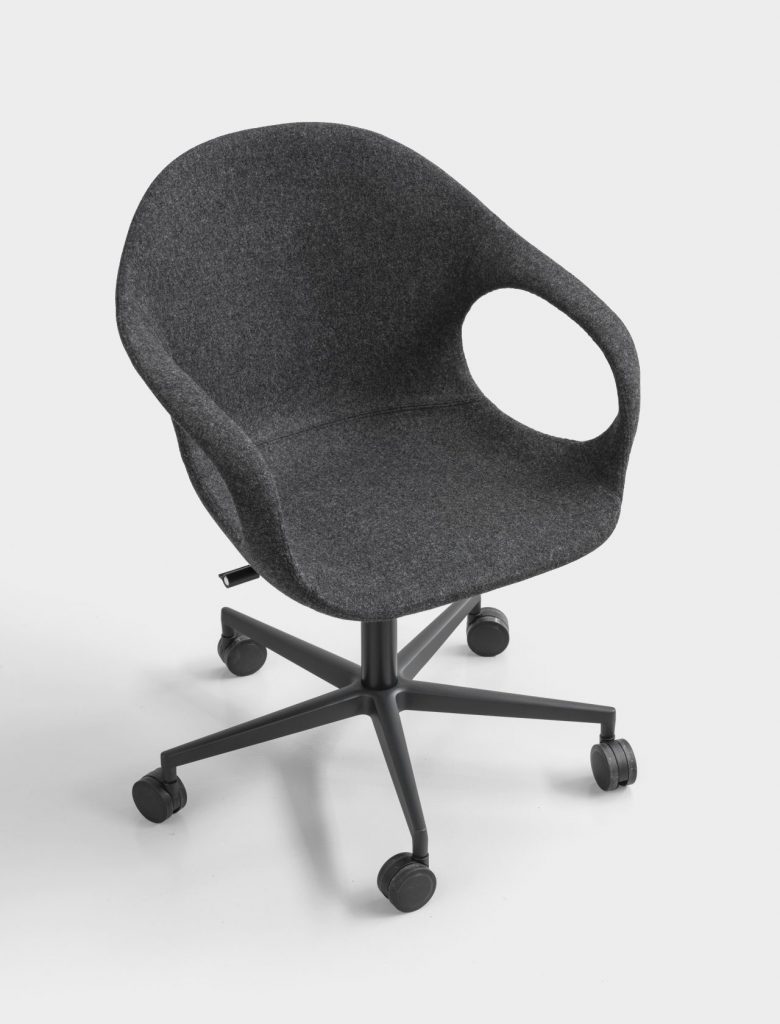 chair with wheels on its base and made of polyurethane base in a dark gray tone
