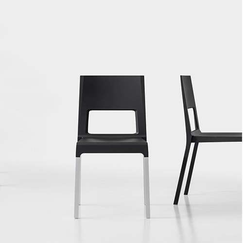 two chairs made of polyurethane base and aluminum base in a black tone on a white background