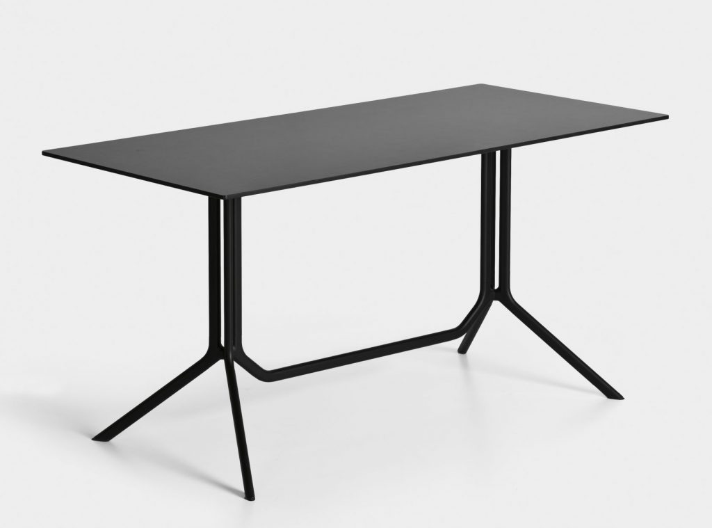 side table made in the shape of a hen's part on an aluminum base in a black color tone