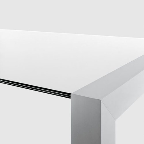 table made of aluminum and wood base in rectangular shape in shades of gray and white