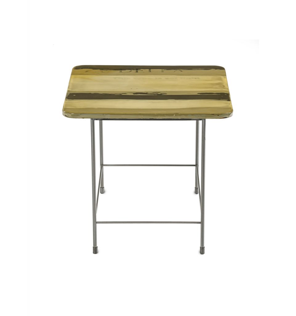 Table-Au