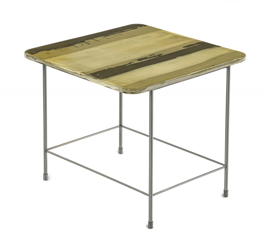 Table-Au