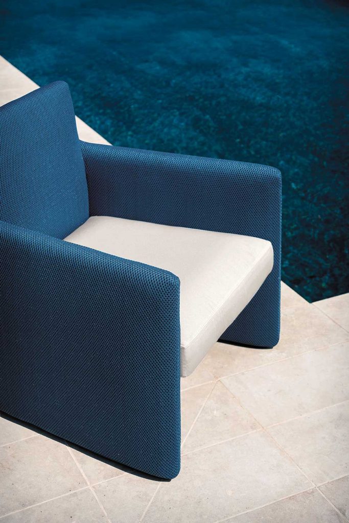 Double 021 Lounge Chair