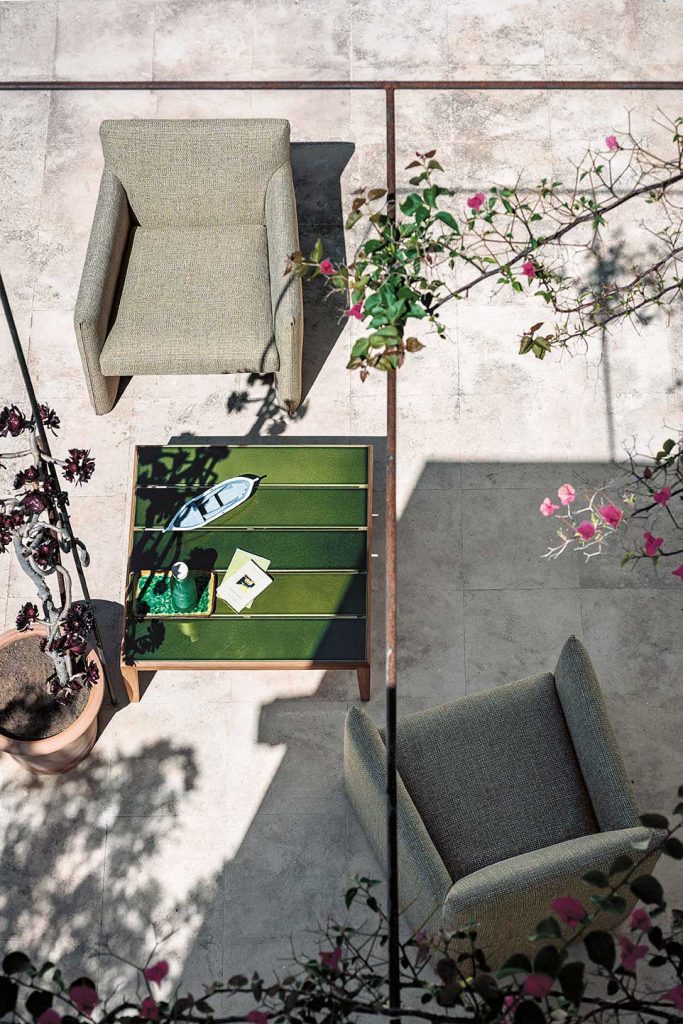 Double 021 Lounge Chair