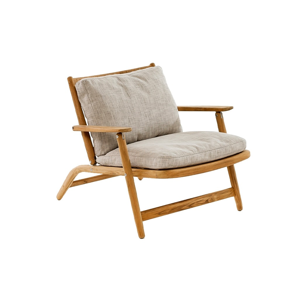 Levante Seven Lounge Chair in front of a white background