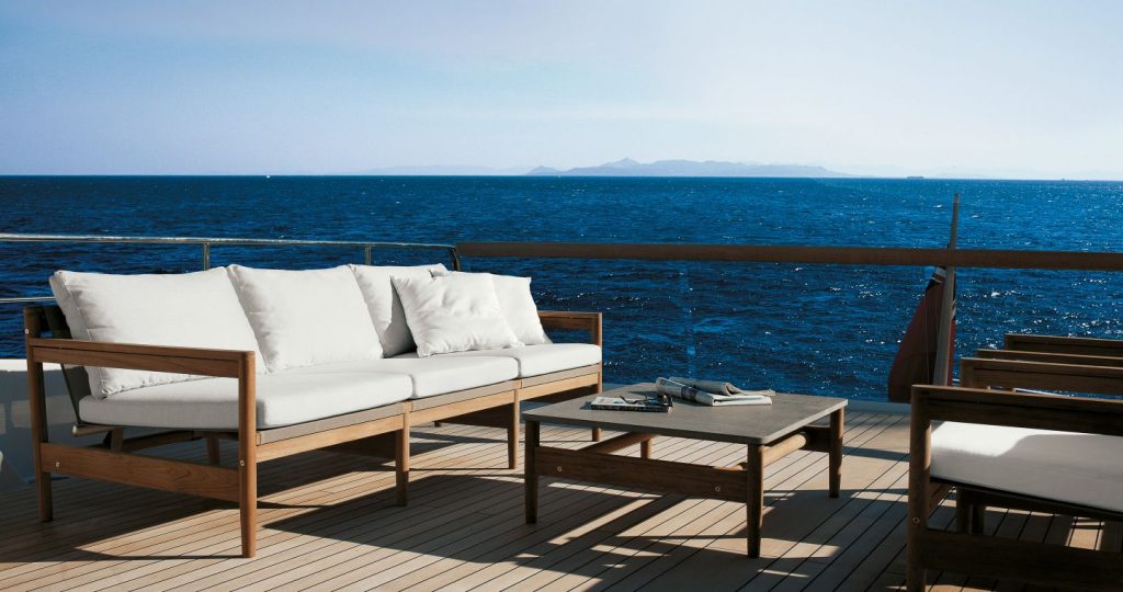 Road 143 Sofa