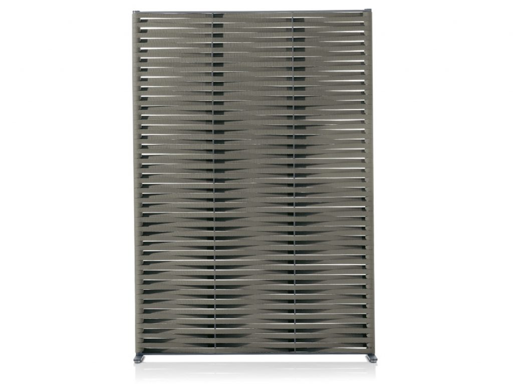 Wing One Horizontal Screen in front of a white background