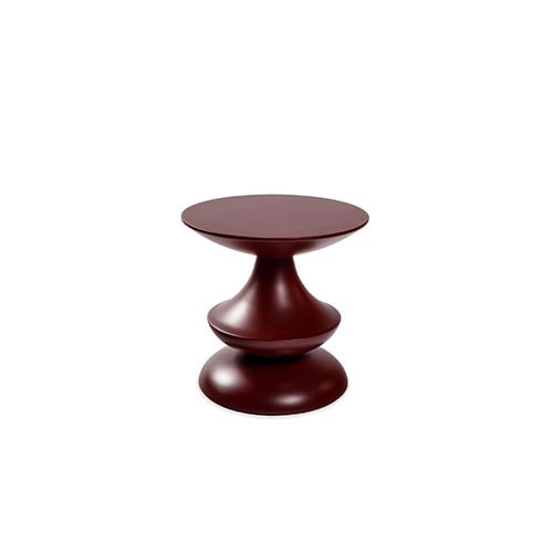 Birignao in front of a white background