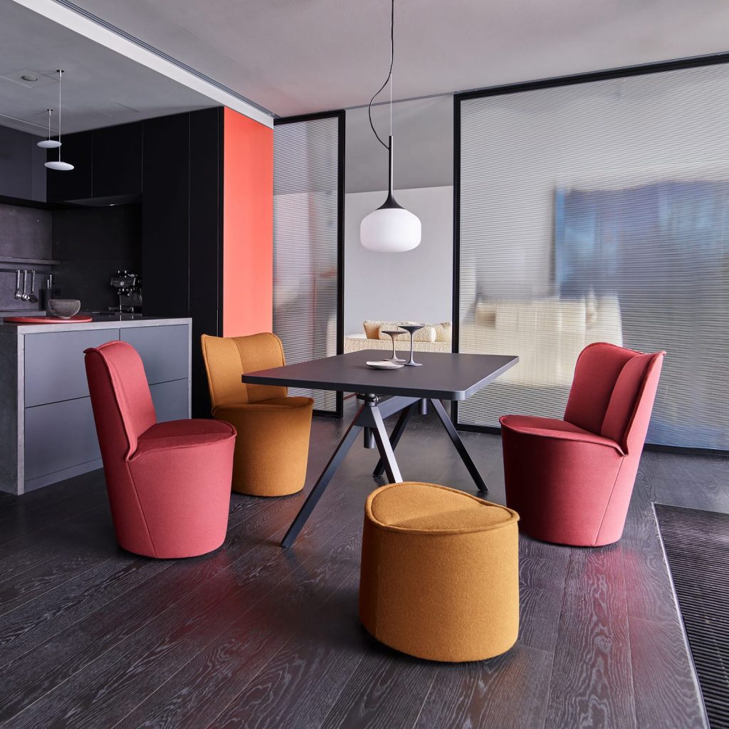 Nenou Armchair