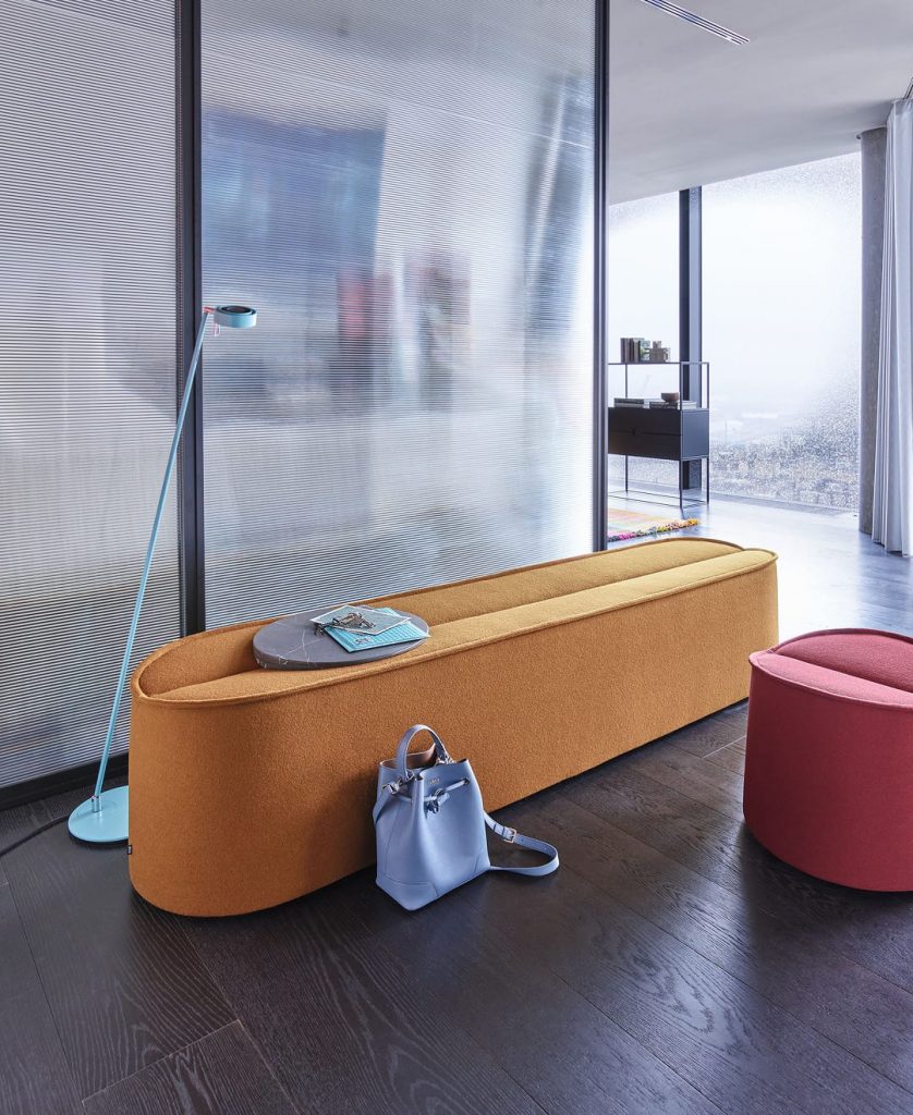 Nenou Bench