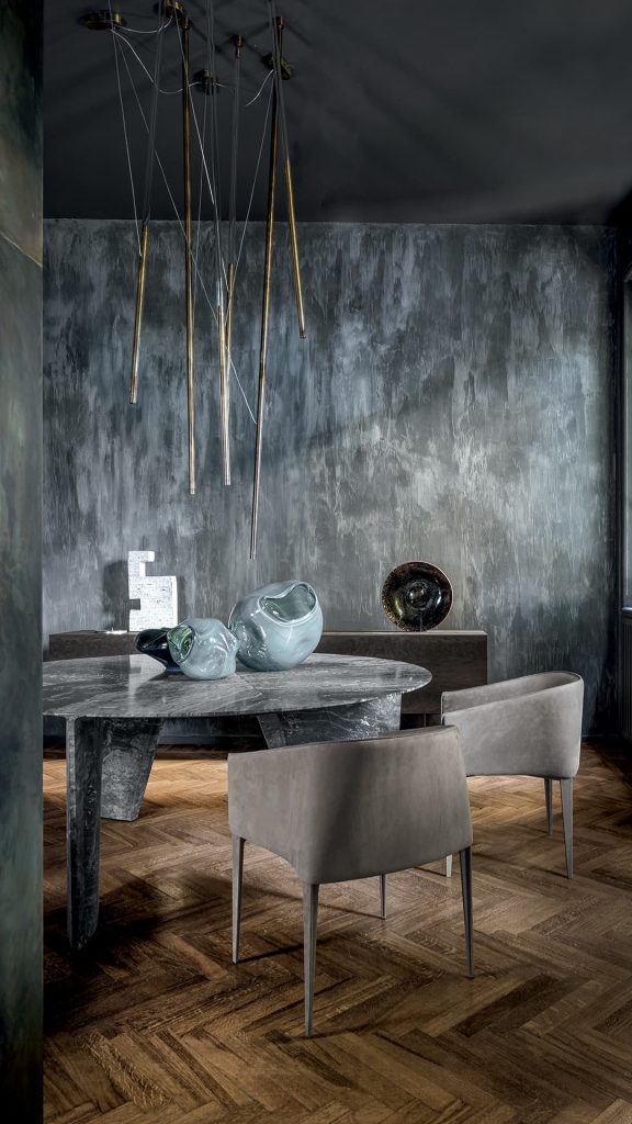 Zagg Chair