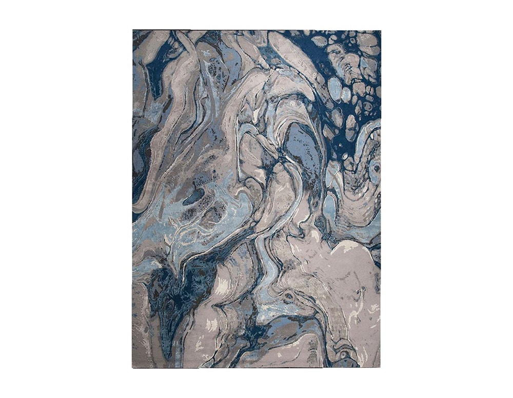 Silk relief adds a luxurious sheen.