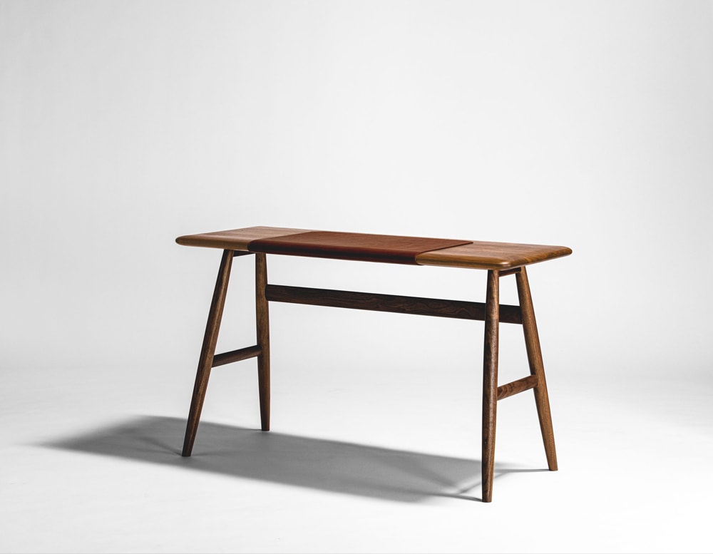 Ancient craftsmanship meets minimal shapes for a contemporary feel.