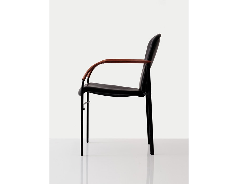 Varius Chair