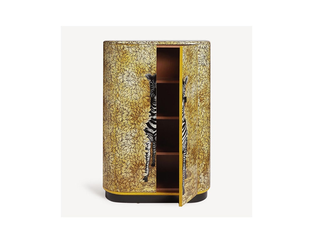 Curved cabinet Zebra