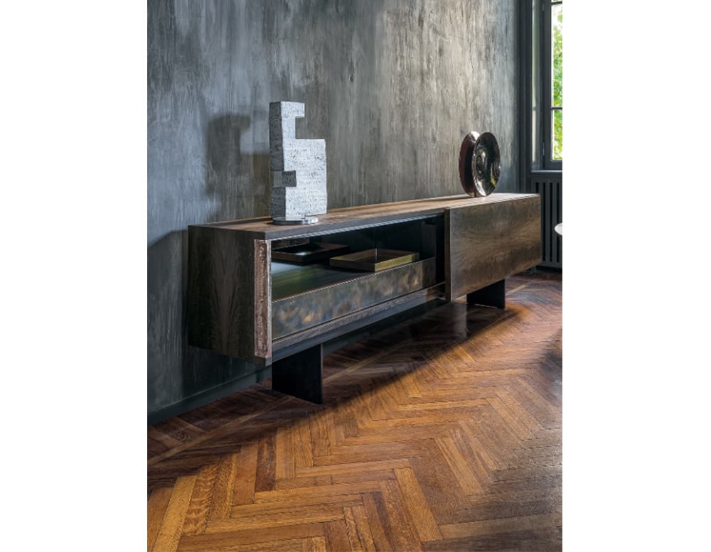 dressing table made with flamed 