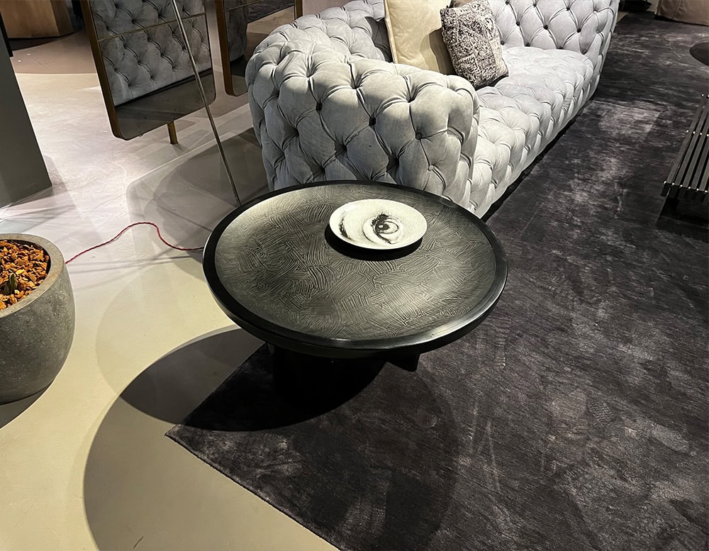 disp_Bax_Calix_Side_Table_002
