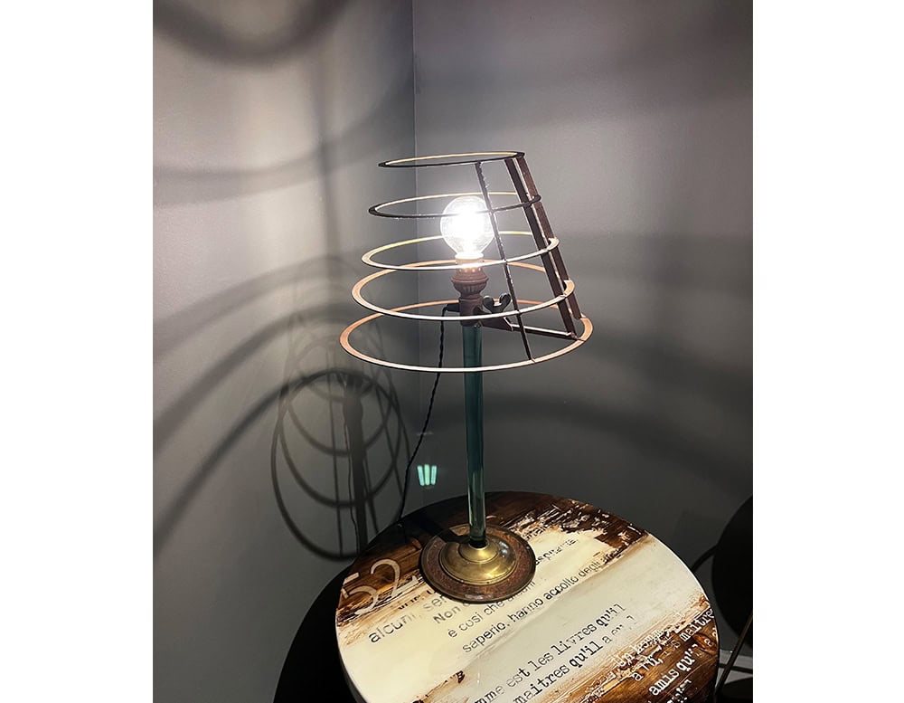 disp_Bax_Unique_Table_Lamp_001