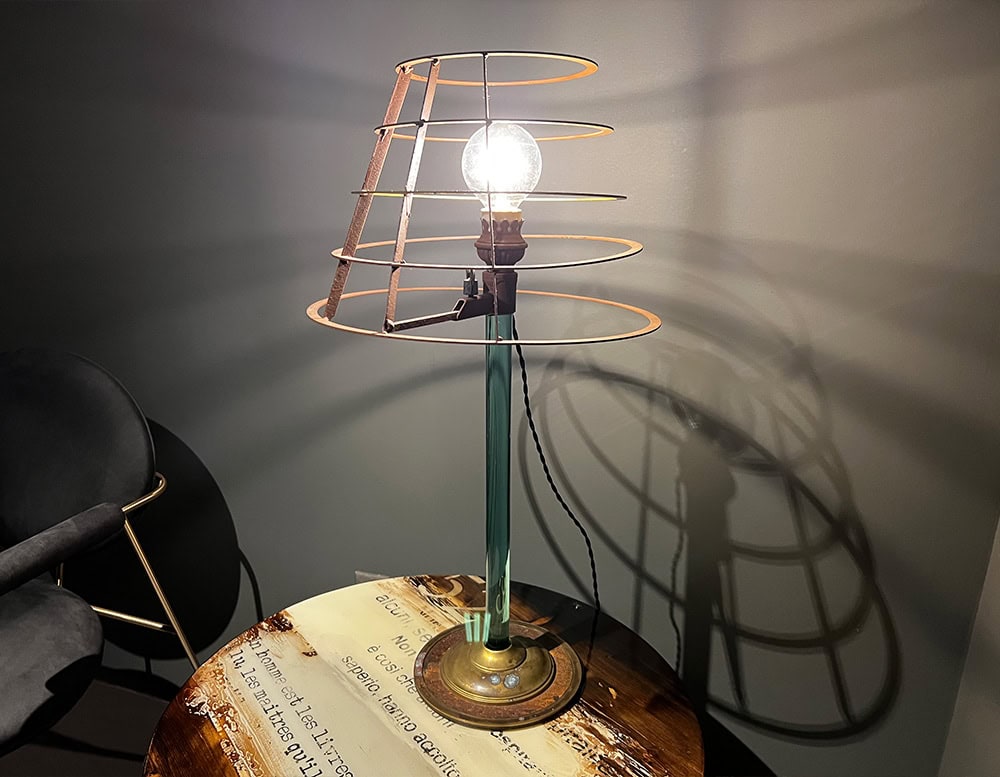 disp_Bax_Unique_Table_Lamp_003